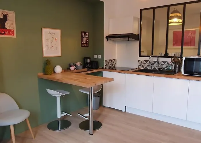 Petit Coin De Paradis A *